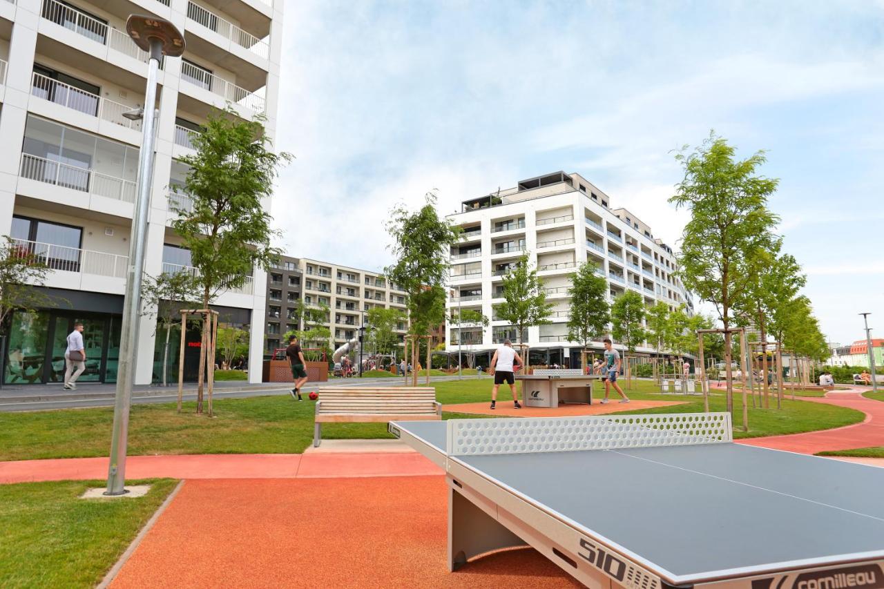 Modern Apartment Near The City Centre Urban บราติสลาวา ภายนอก รูปภาพ