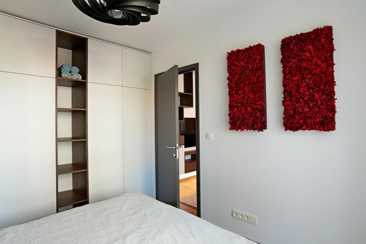 Modern Apartment Near The City Centre Urban บราติสลาวา ภายนอก รูปภาพ